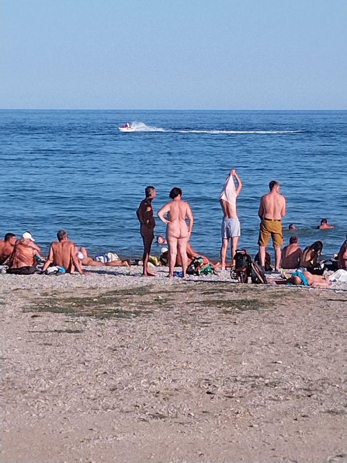 Нудистов пляж