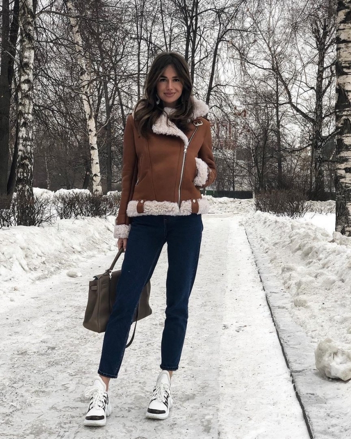 Короткая дубленка