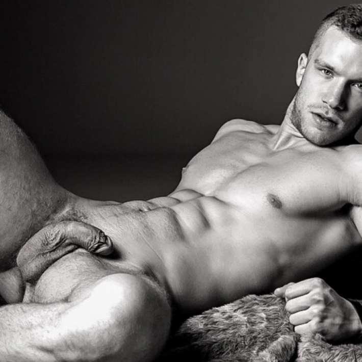 Мужская эротика