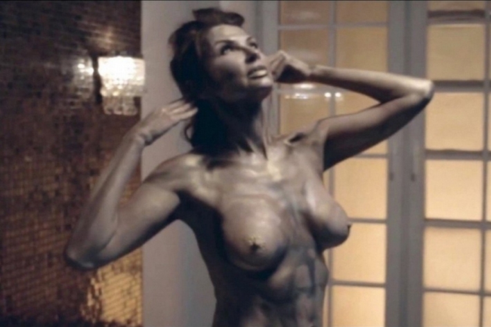 Эвелина бледанс сиськи