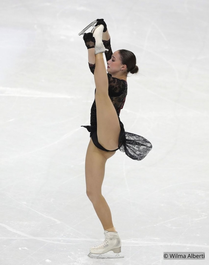 Фигуристка алина загитова