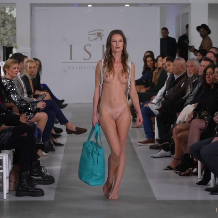 Фотомодели на подиуме