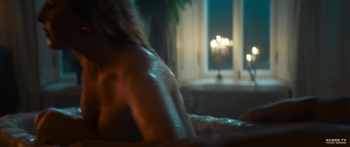 Эротическая сцена