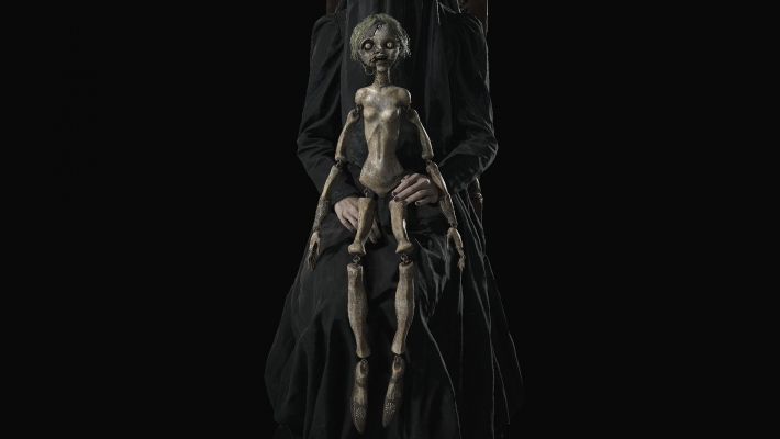 Resident evil village кукла