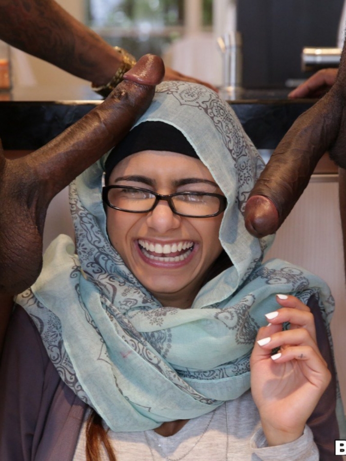 Миа халифа мусульманка