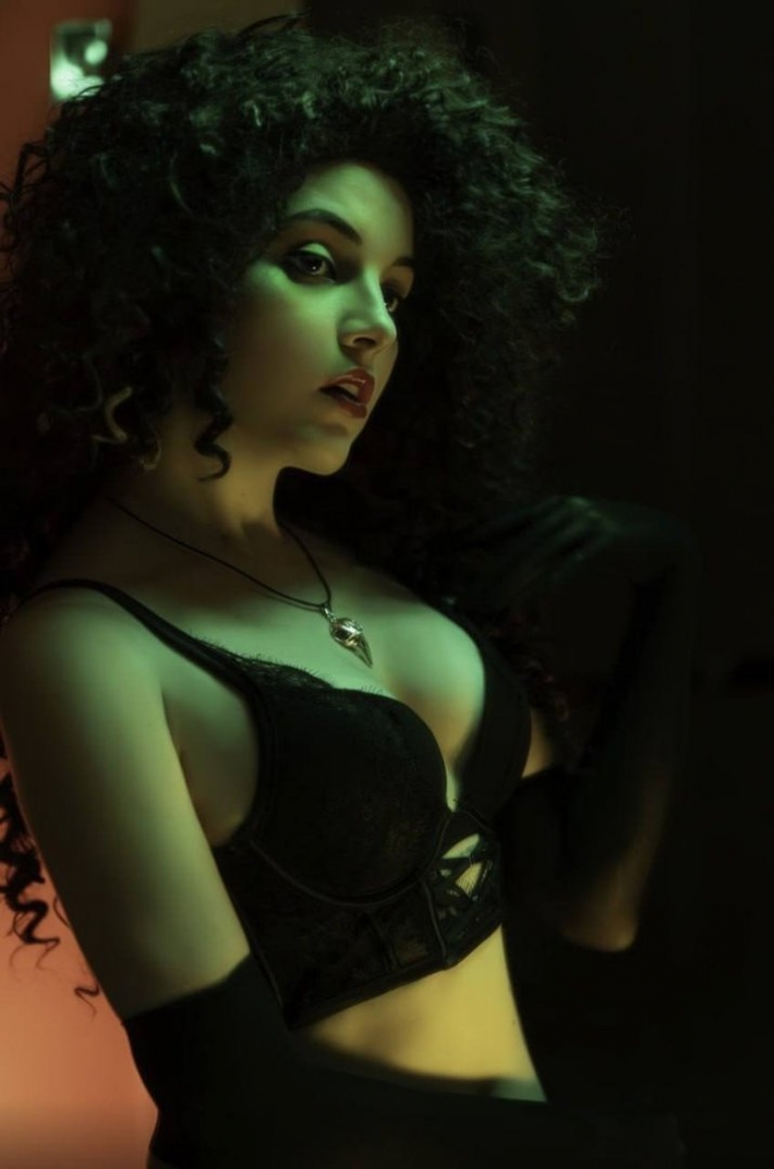 Беллатриса лестрейндж