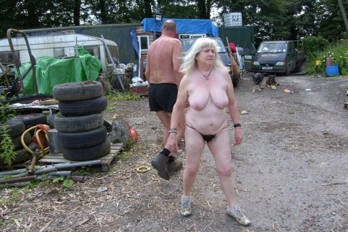 Смешные бомжи женщины