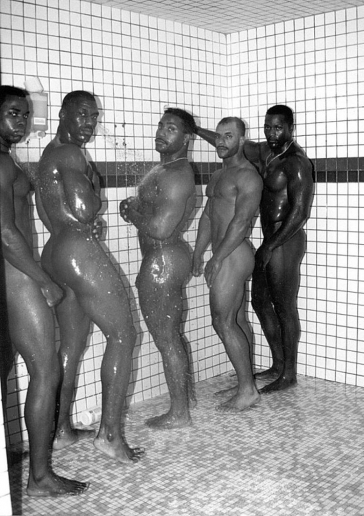 Голые чернокожие парни