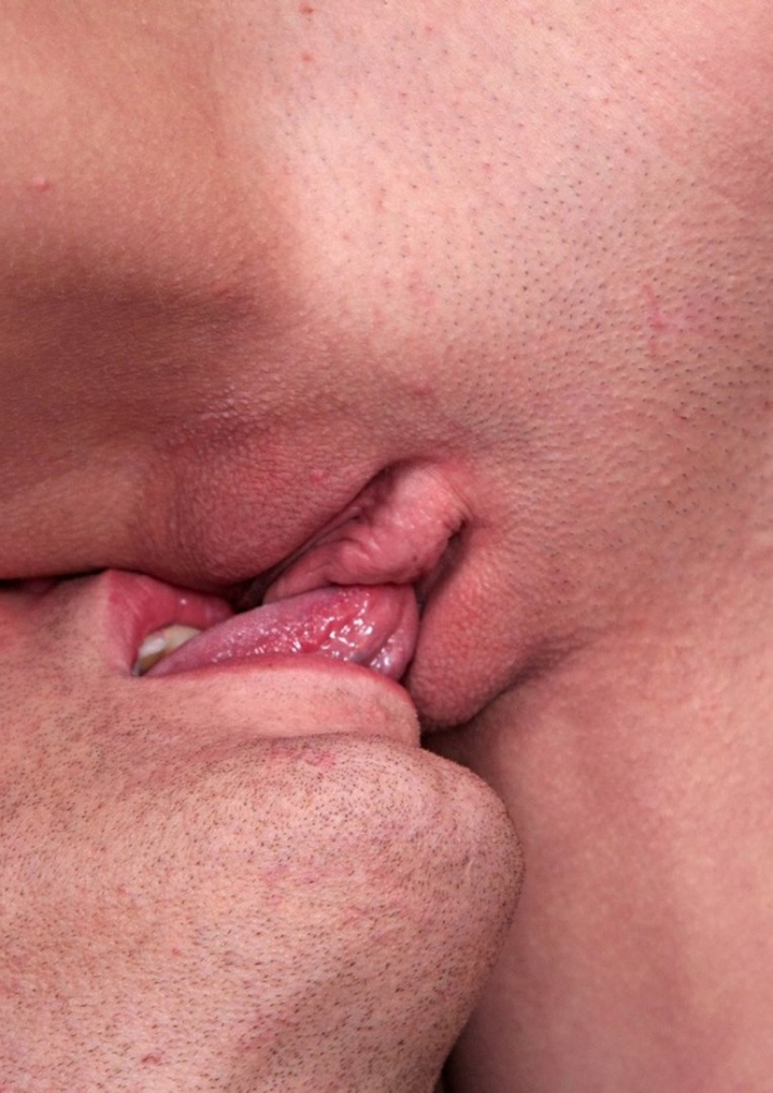 Женский кунилингус крупно