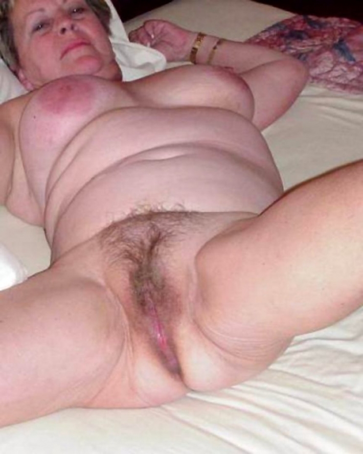 Толстые волосатые старушки
