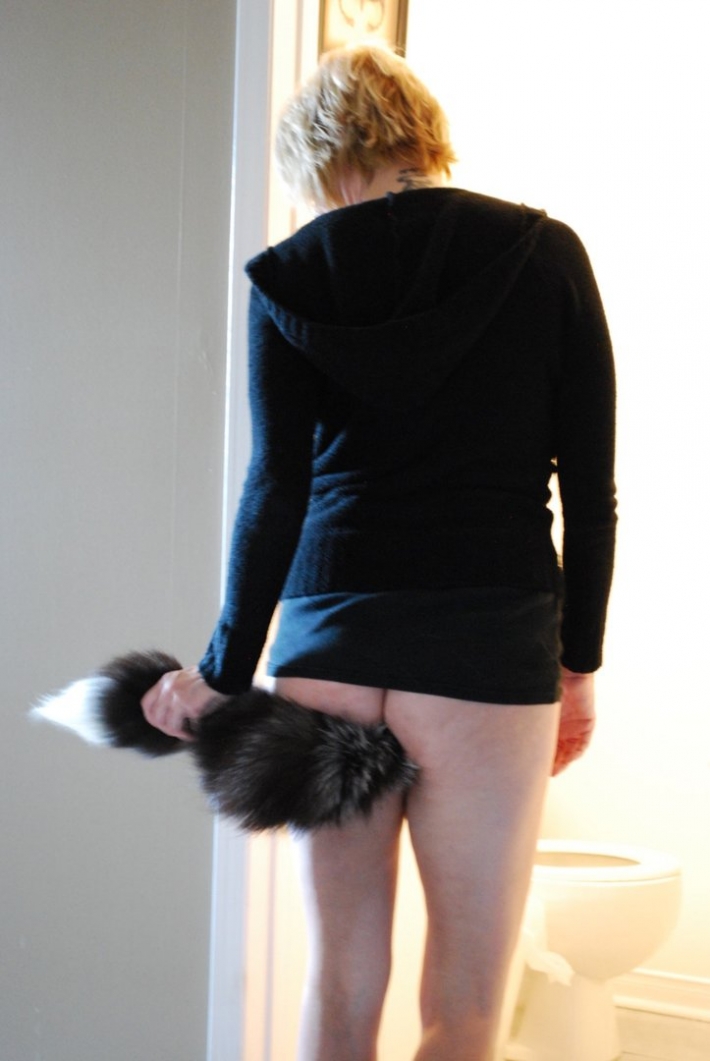 Девушка с хвостом пробкой