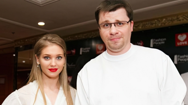 Асмус и новая жена харламова