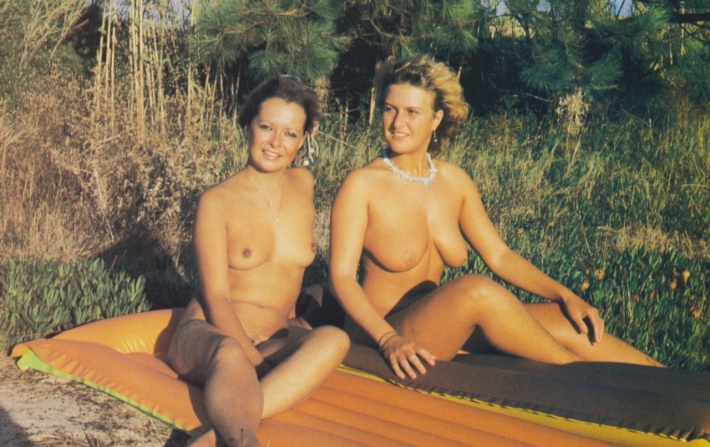 Нудисты ретро